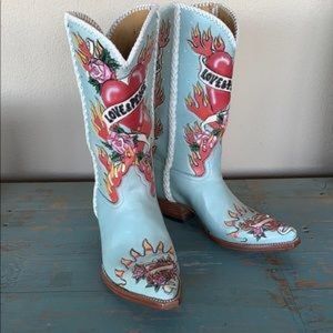 ISO Liberty Love and Peace Boots Size 10